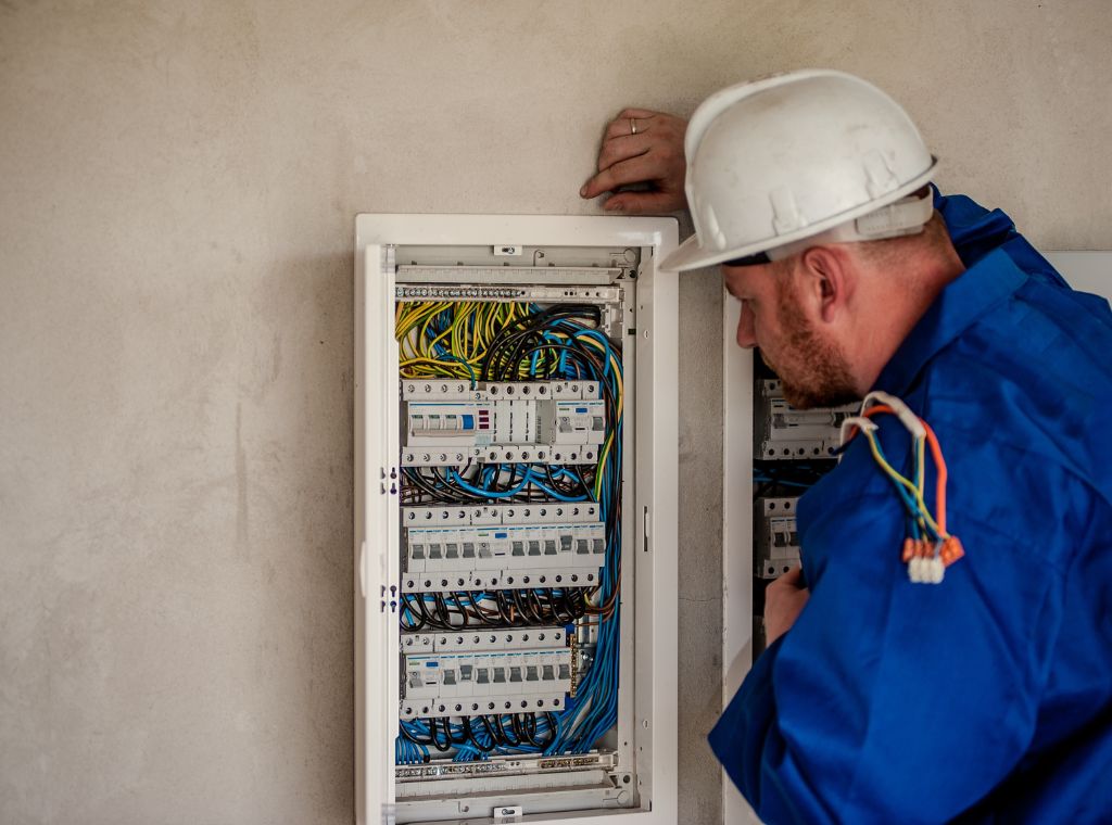 Elektroreparatur und Fehlerdiagnose